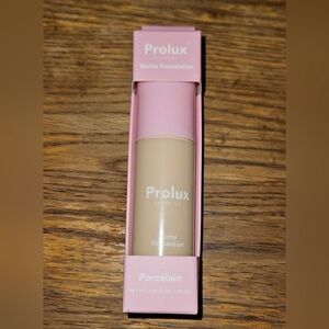 Prolux Cosmetics Matte Foundation In Porcelain 1.35fl Oz / 40ml BNIB